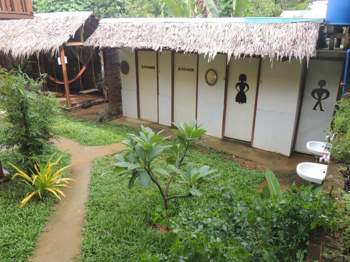 Swinging Carabao Hostel El Nido Exterior foto